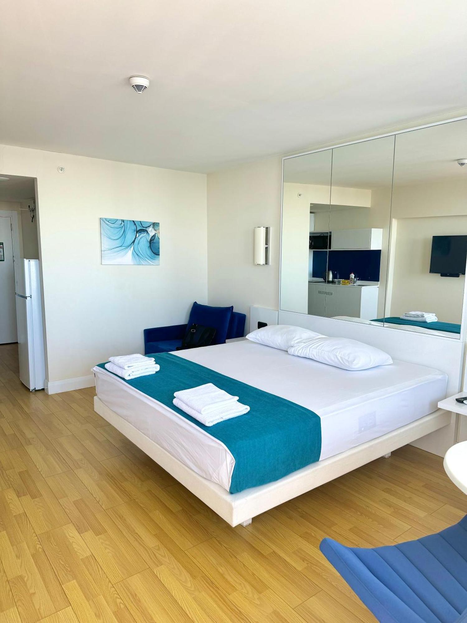Lux Apartaments 바투미 외부 사진